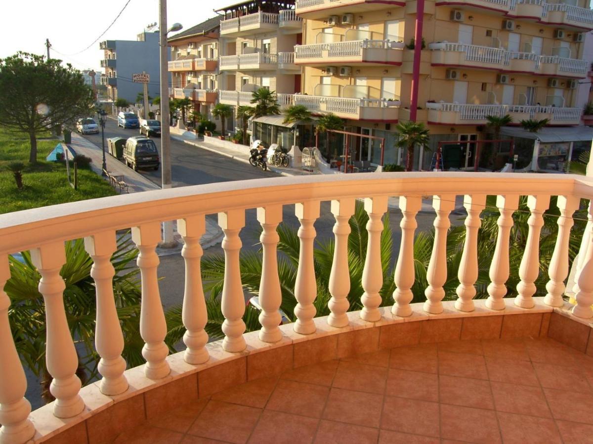 Paralía Villa Alexander المظهر الخارجي الصورة